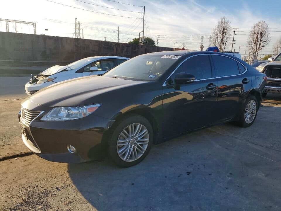 2015 LEXUS ES