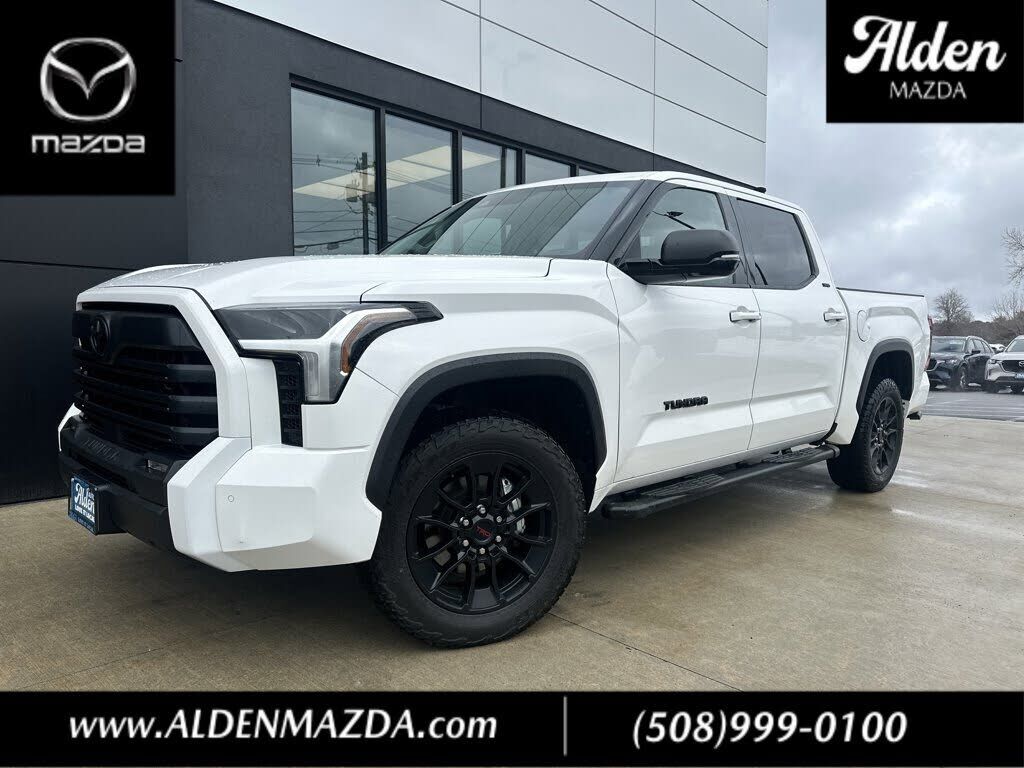 2023 TOYOTA Tundra