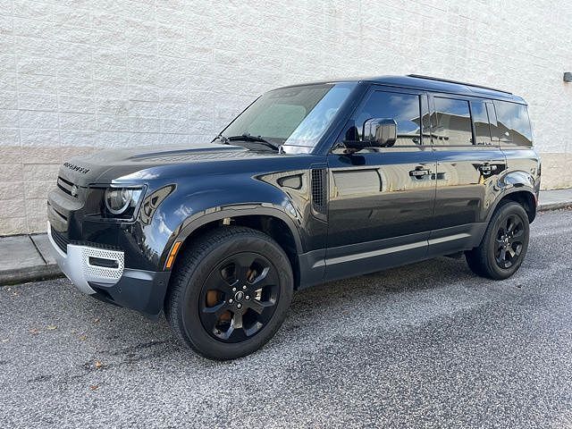 2024 LAND ROVER Defender