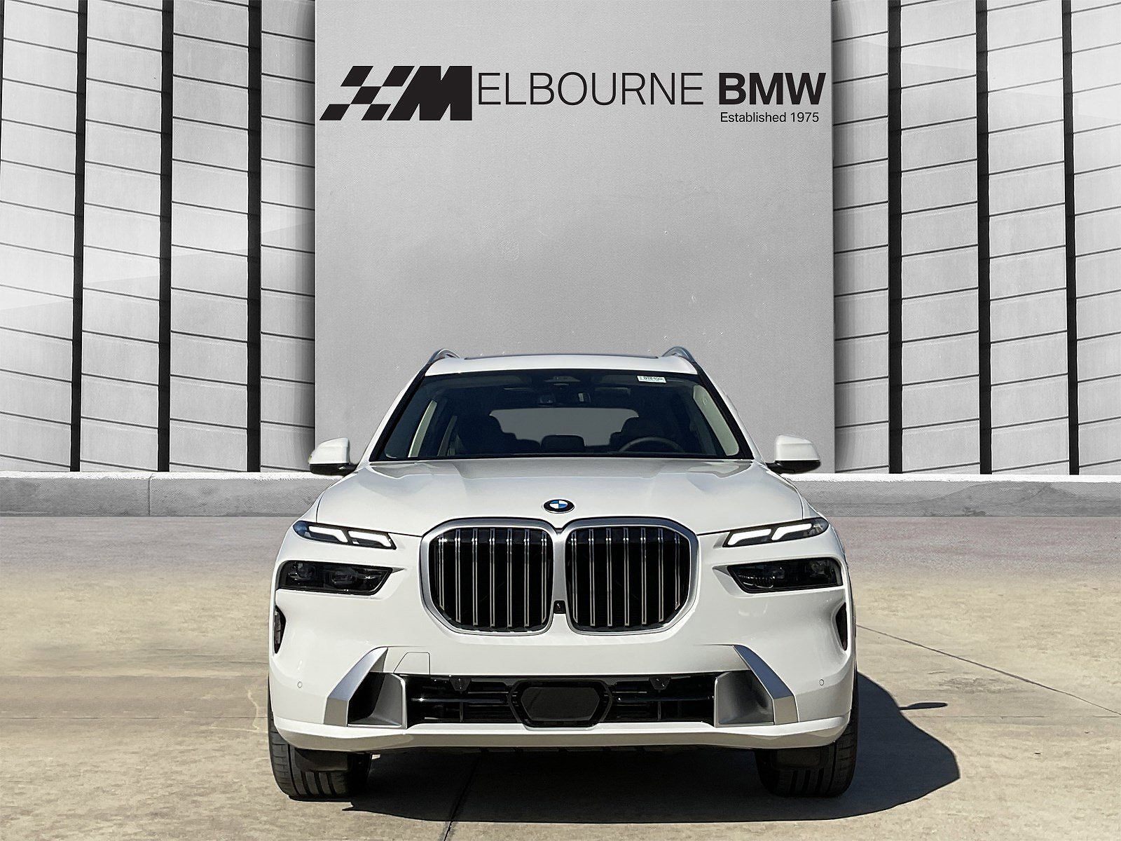 2026 BMW X7