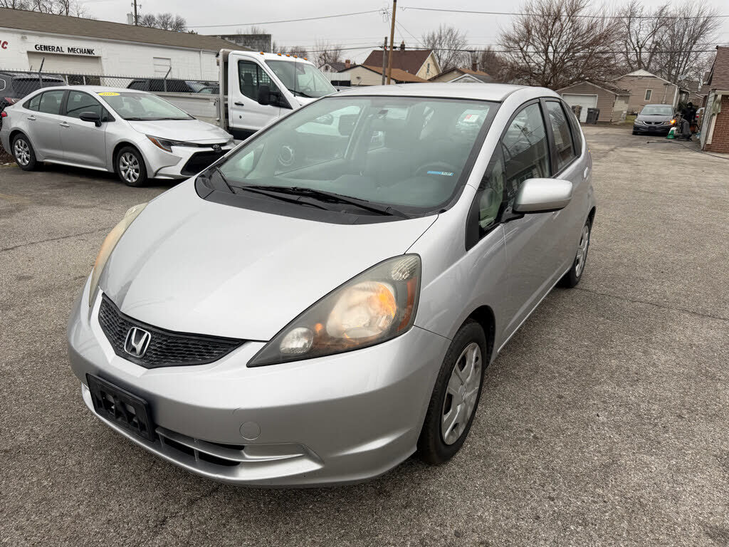 2012 HONDA Fit
