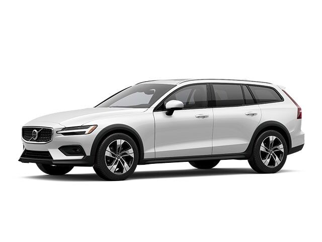 2023 VOLVO V60CC