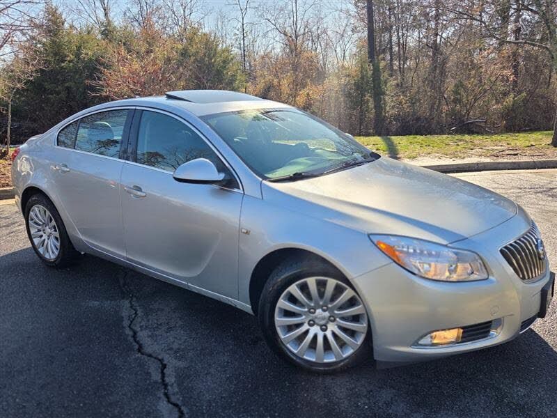2011 BUICK Regal
