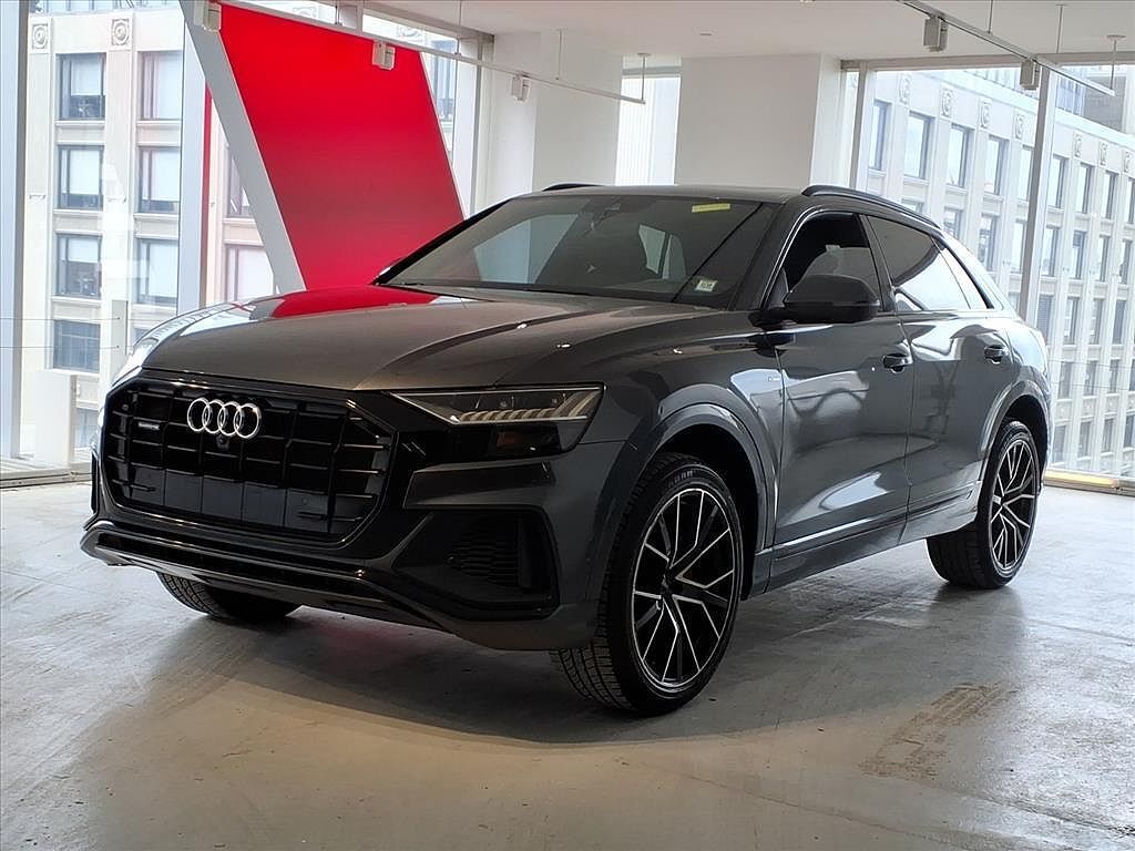 2019 AUDI Q8