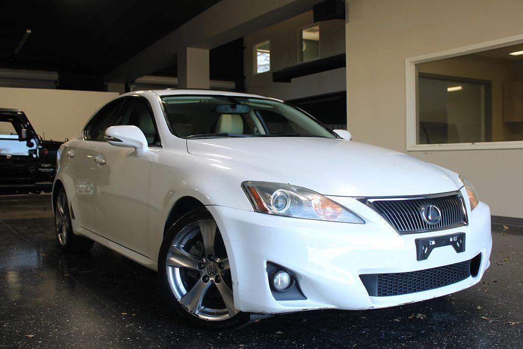 2013 LEXUS IS