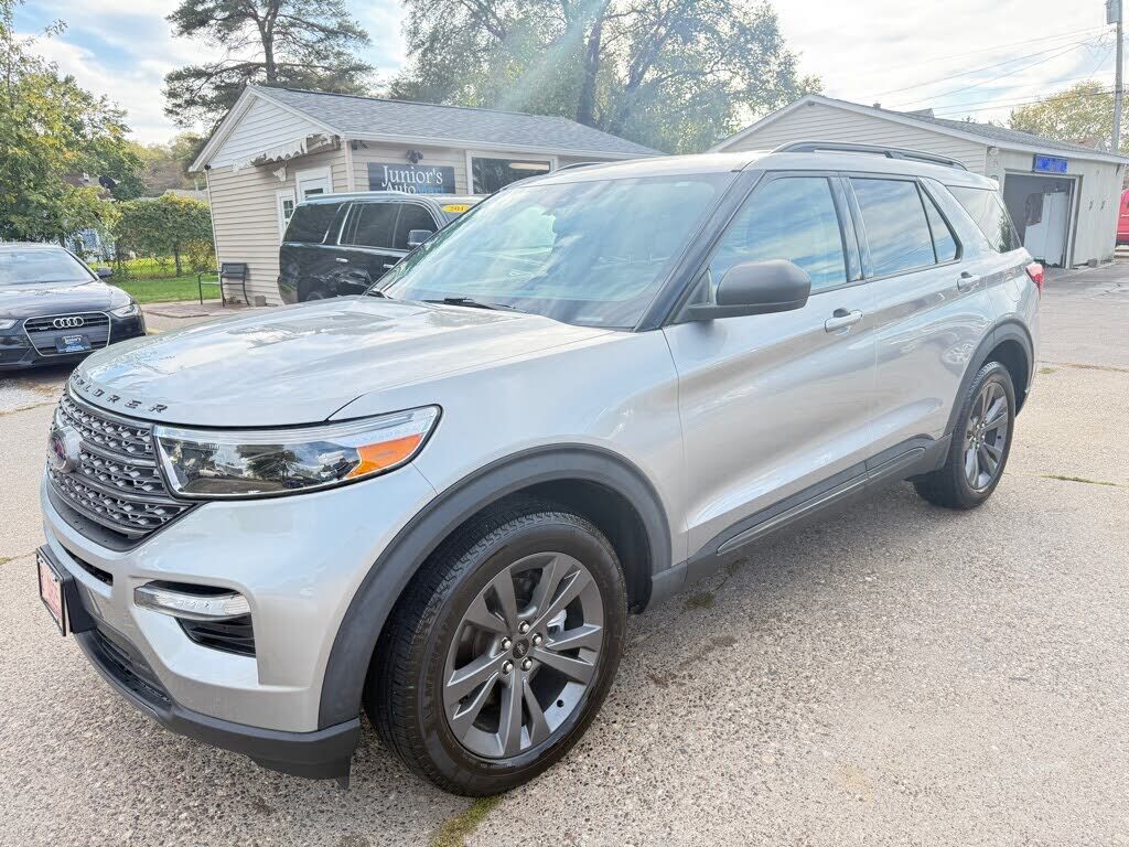 2021 FORD Explorer
