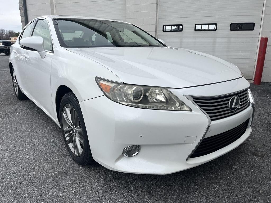 2013 LEXUS ES