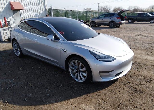 2018 TESLA Model 3