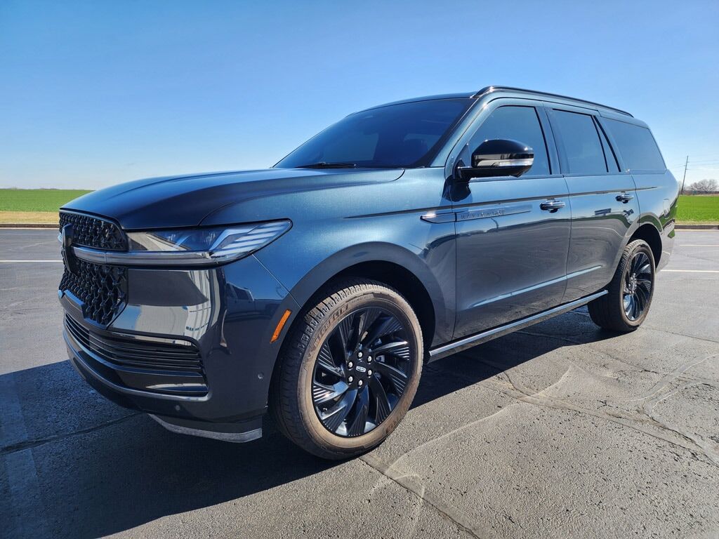 2025 LINCOLN Navigator