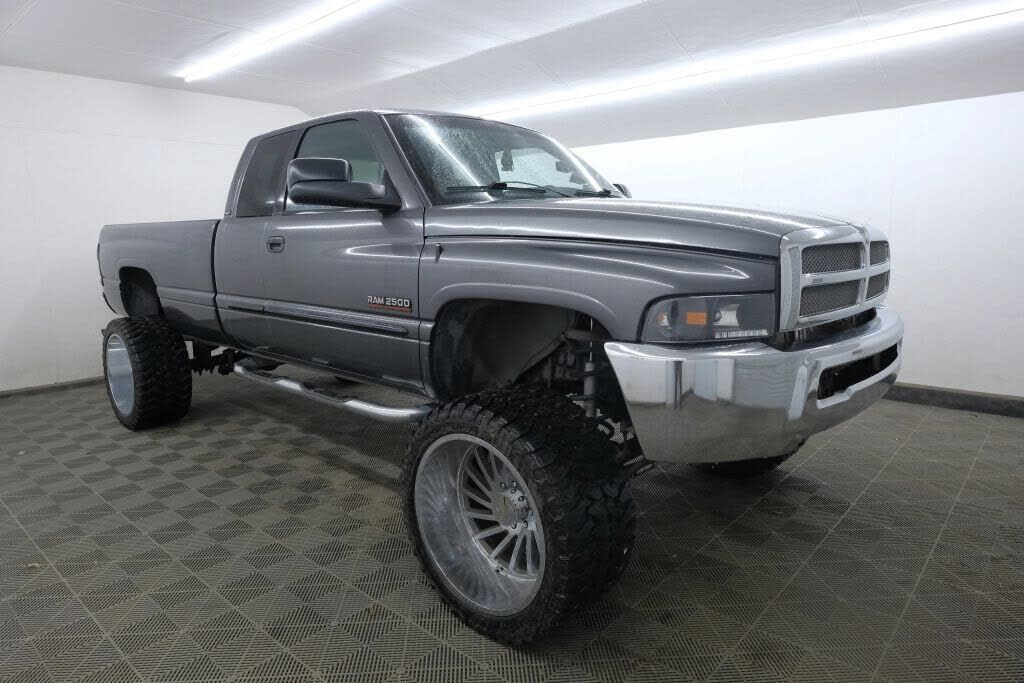 2002 DODGE Ram