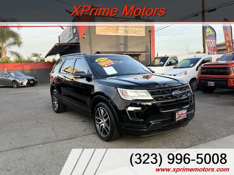 2018 FORD Explorer