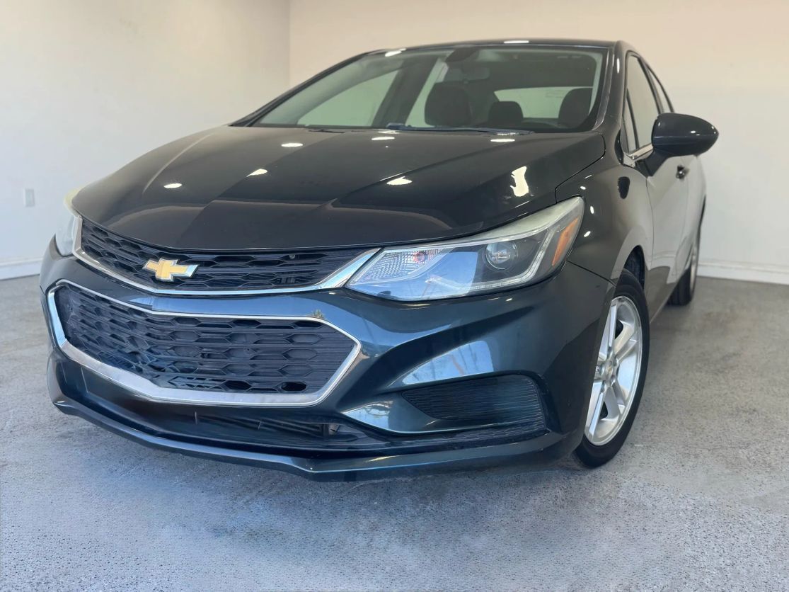 2018 CHEVROLET Cruze