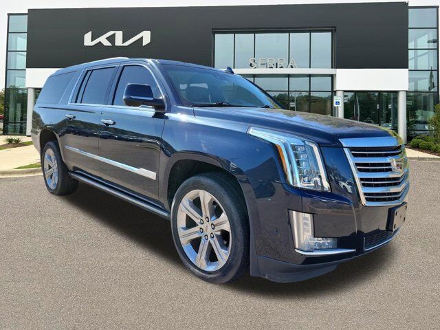2018 CADILLAC Escalade ESV