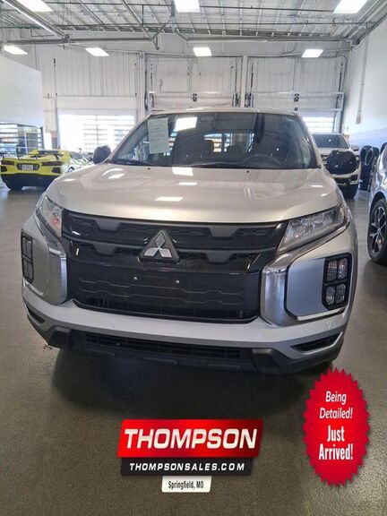 2025 MITSUBISHI Outlander Sport