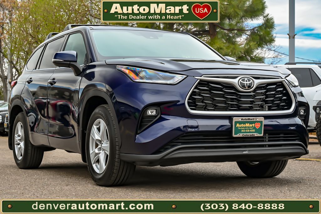 2022 TOYOTA Highlander