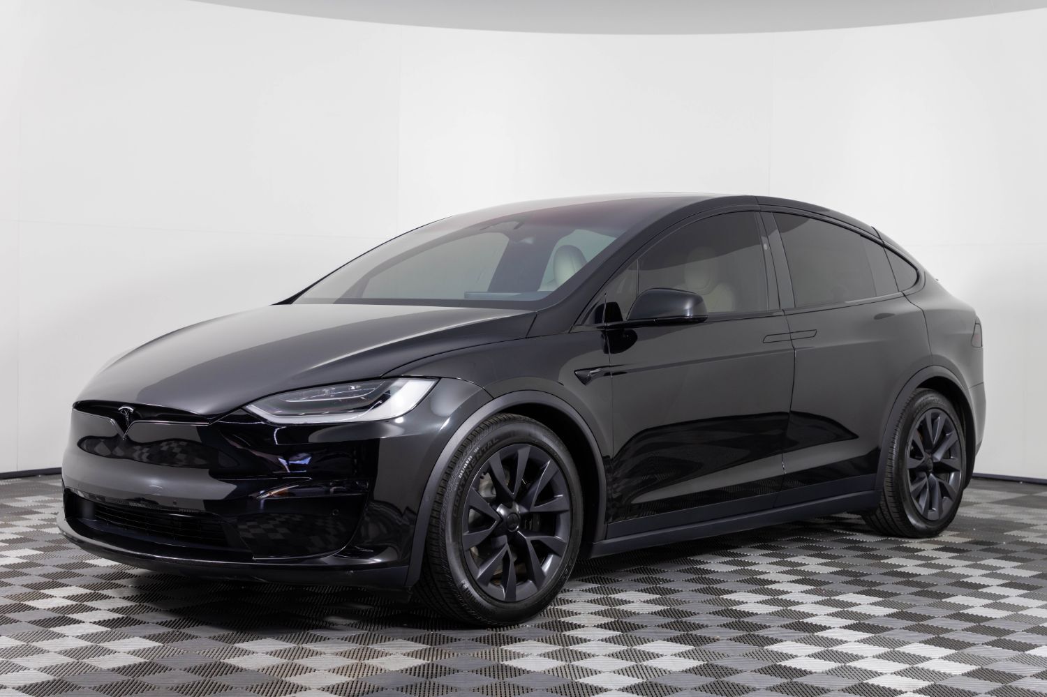 2023 TESLA Model X