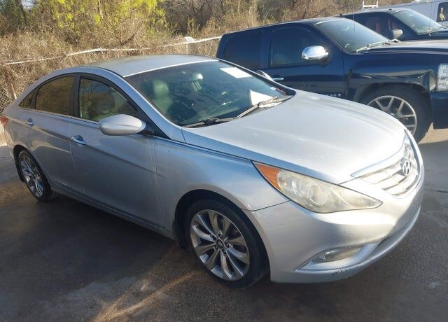 2013 HYUNDAI Sonata