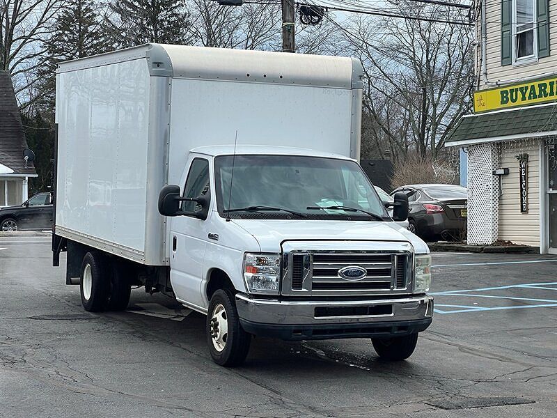 2021 FORD E-450