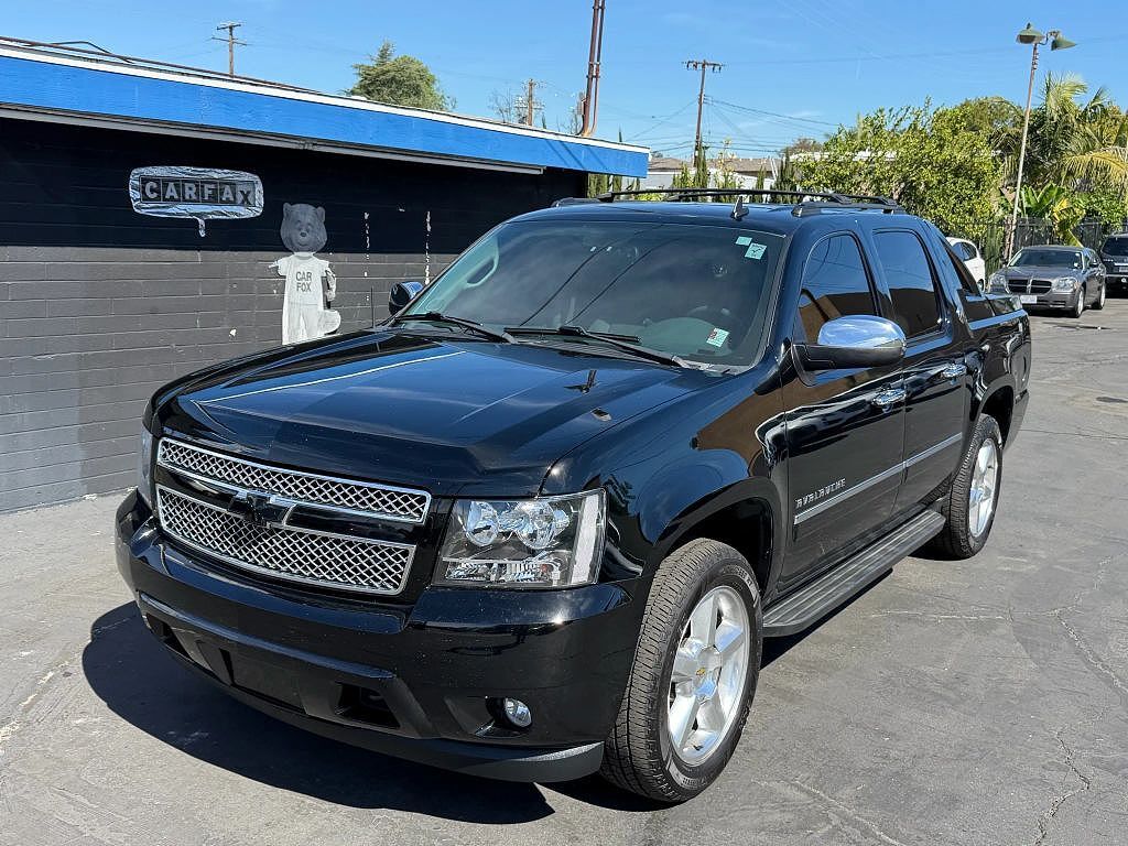 2013 CHEVROLET Avalanche