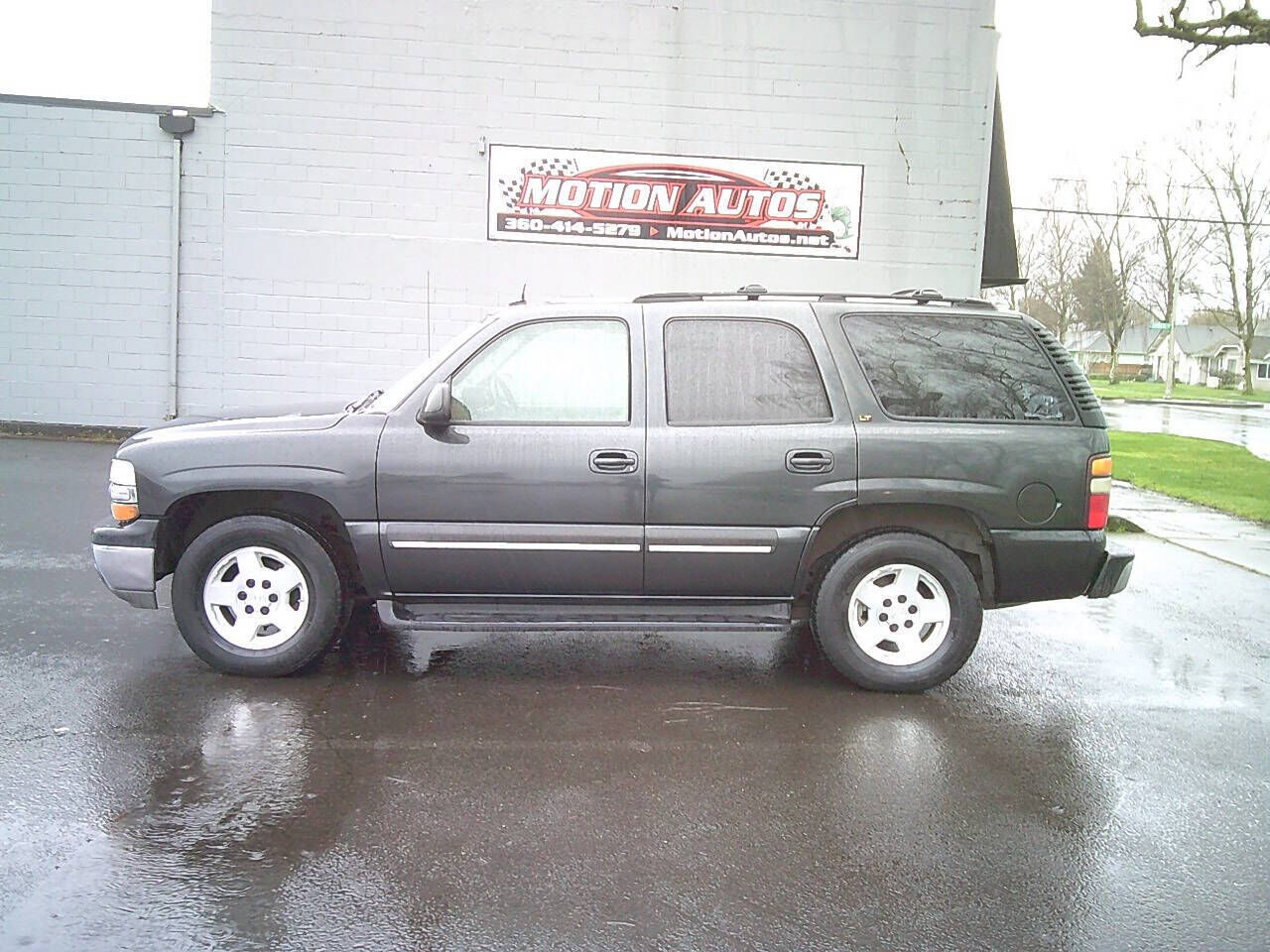 2004 CHEVROLET Tahoe