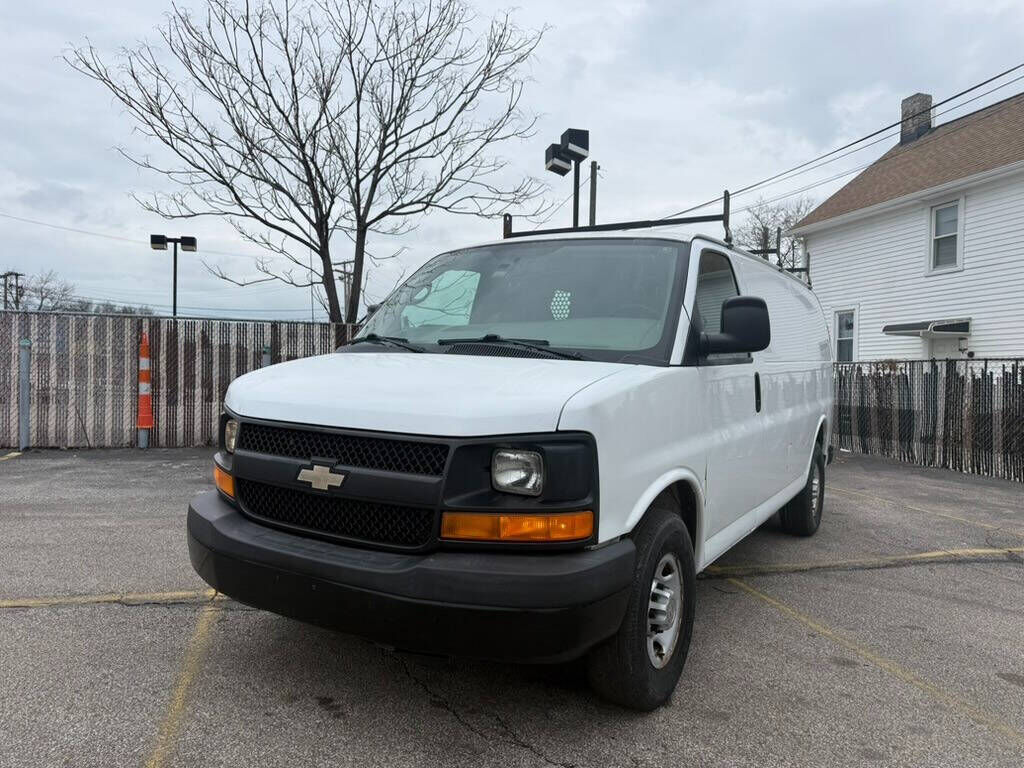 2013 CHEVROLET Express