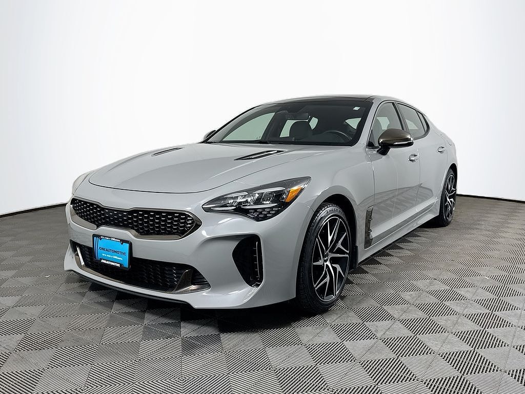 2022 KIA Stinger