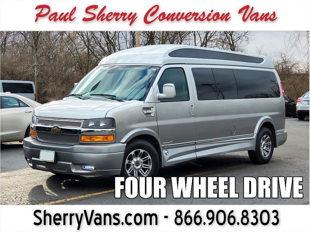 2020 CHEVROLET Express