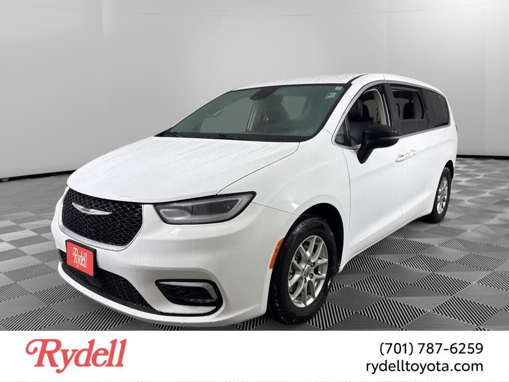 2024 CHRYSLER Pacifica