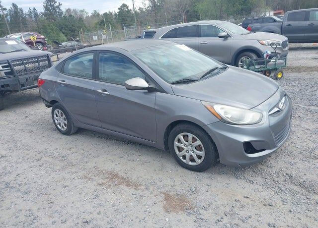 2014 HYUNDAI Accent