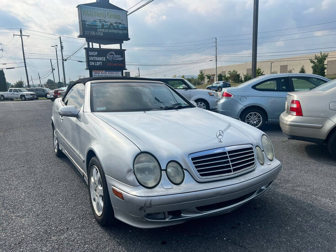 2001 MERCEDES-BENZ CLK-Class