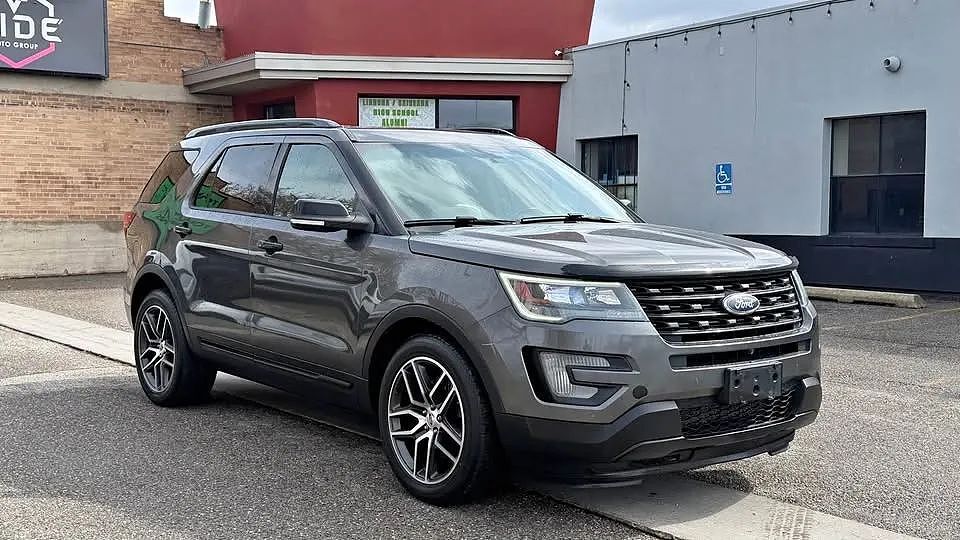 2016 FORD Explorer