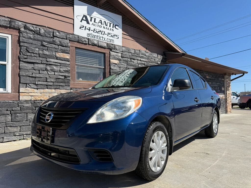 2014 NISSAN Versa