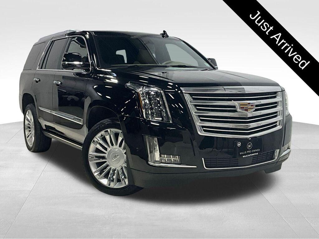 2020 CADILLAC Escalade
