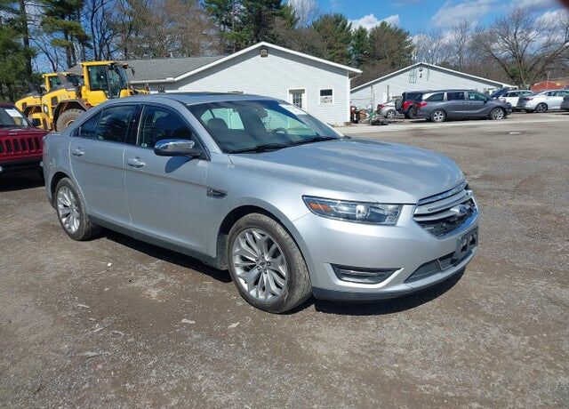 2016 FORD Taurus