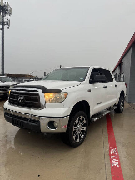 2012 TOYOTA Tundra