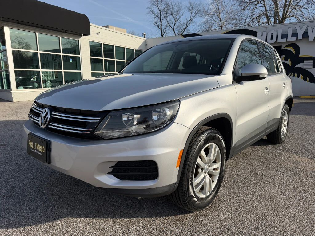 2014 VOLKSWAGEN Tiguan