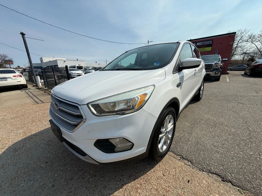 2017 FORD Escape