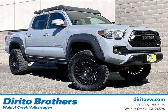 2019 TOYOTA Tacoma