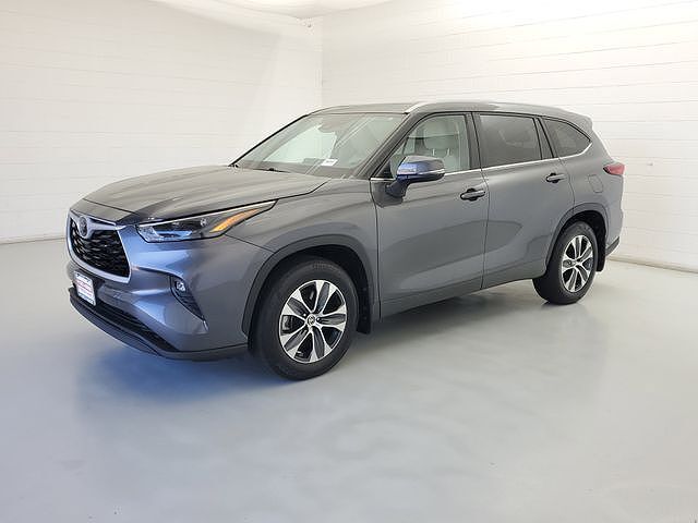 2023 TOYOTA Highlander