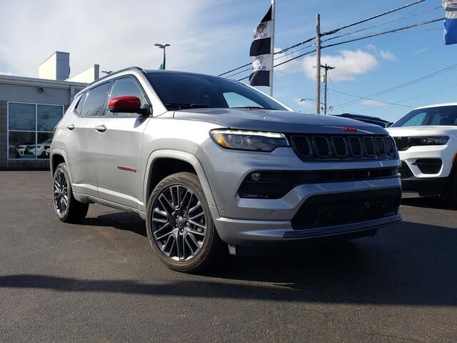 2023 JEEP Compass