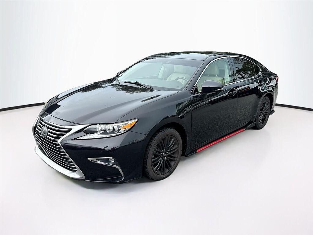 2017 LEXUS ES