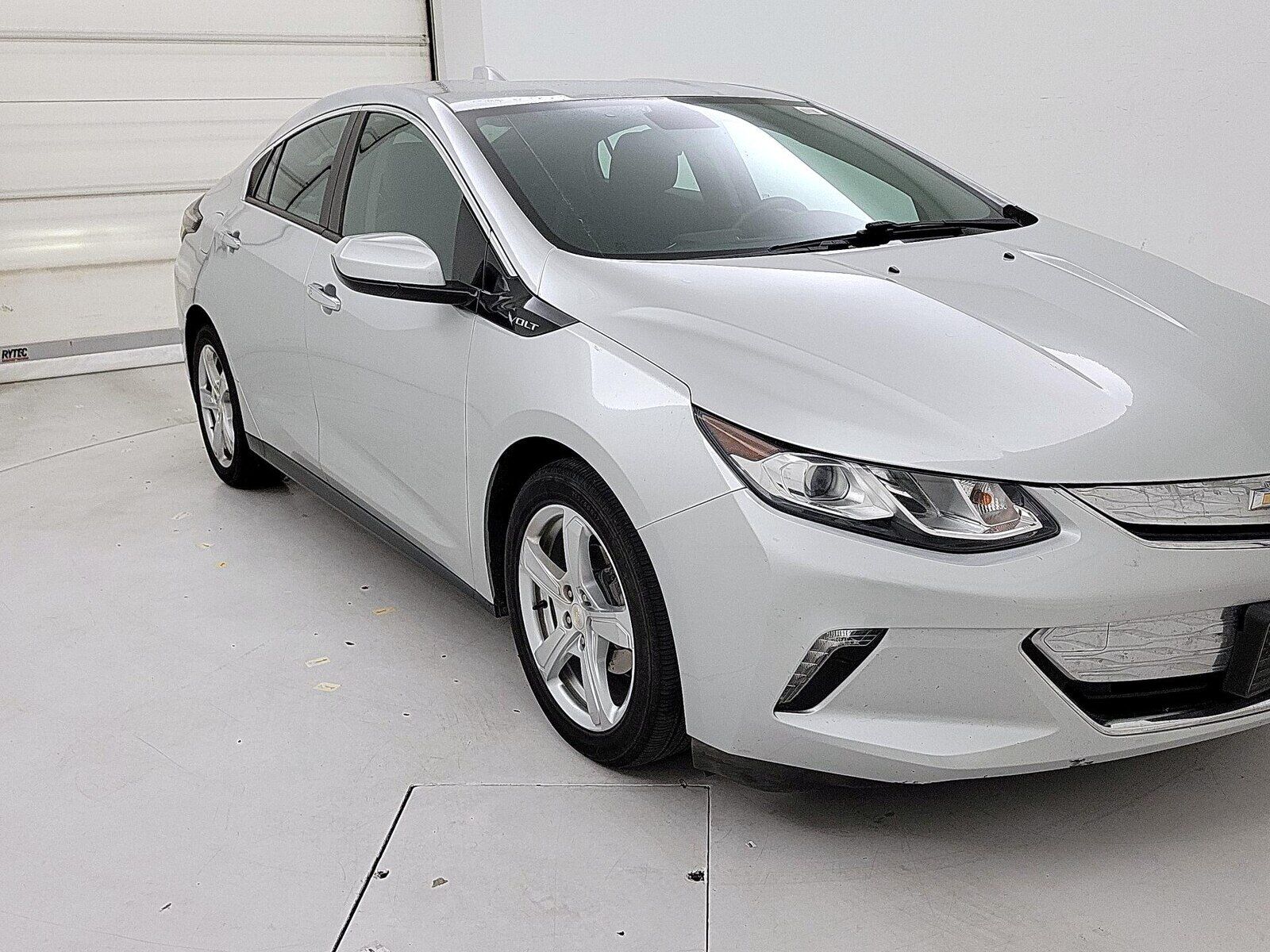 2017 CHEVROLET Volt