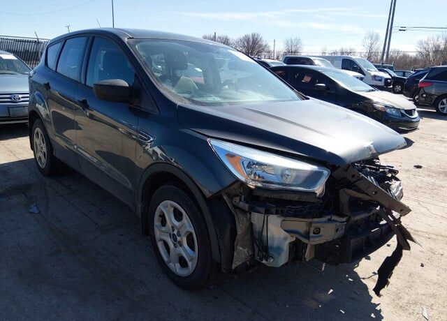 2017 FORD Escape