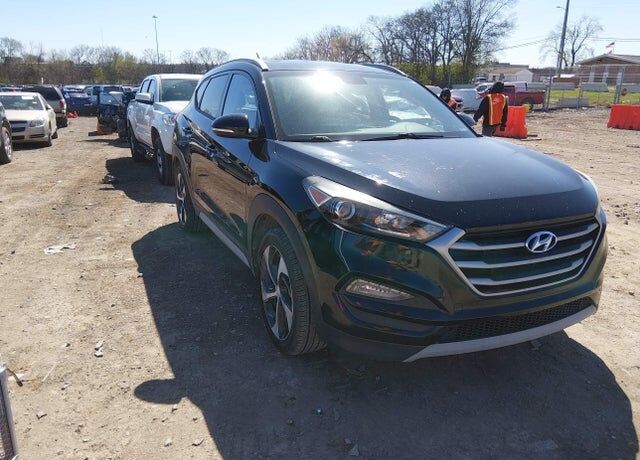 2017 HYUNDAI Tucson