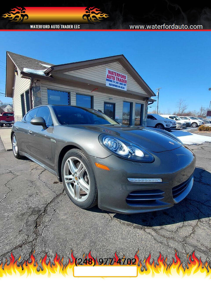 2015 PORSCHE Panamera