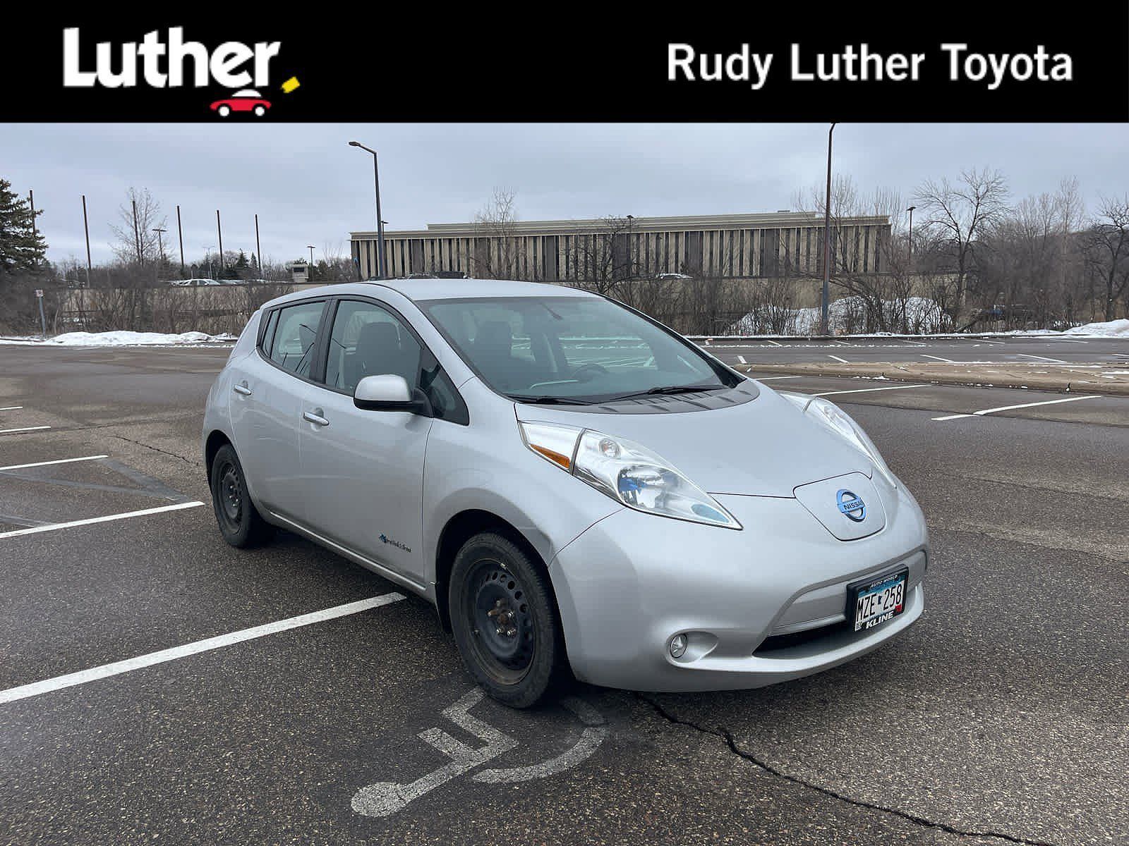 2013 NISSAN Leaf