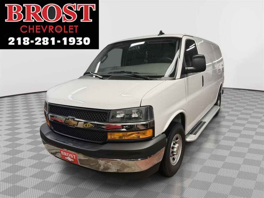 2024 CHEVROLET Express