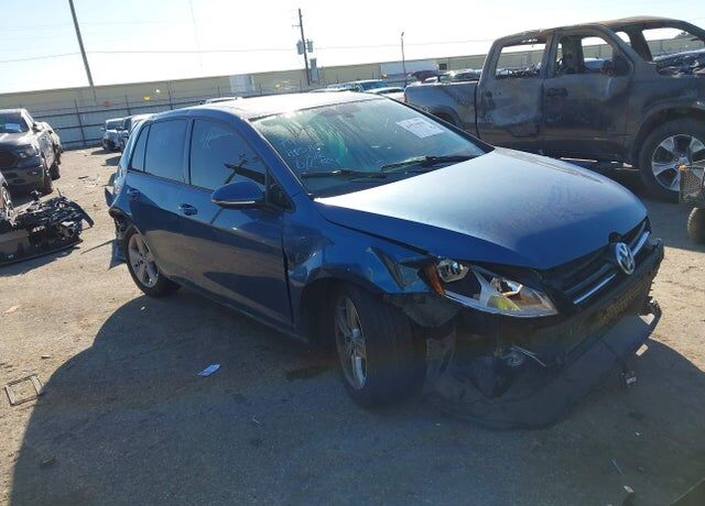 2017 VOLKSWAGEN Golf