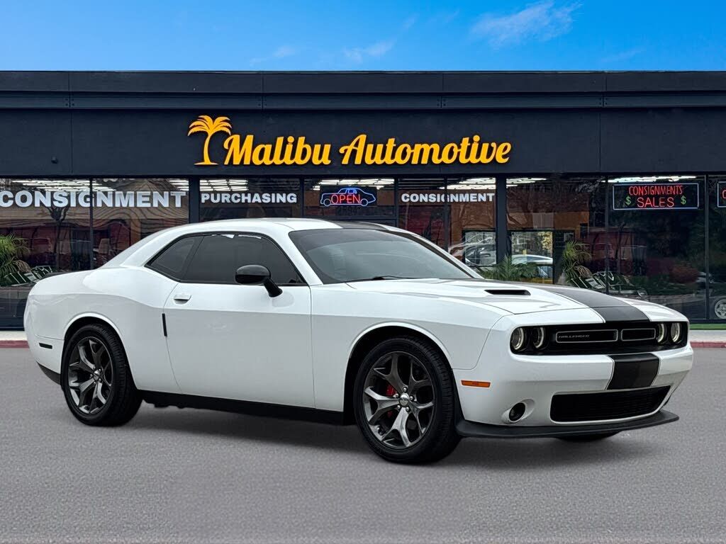 2015 DODGE Challenger