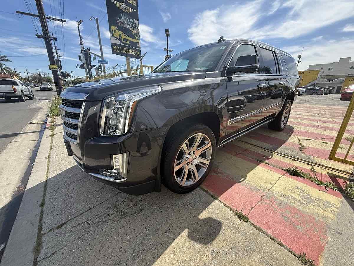 2016 CADILLAC Escalade